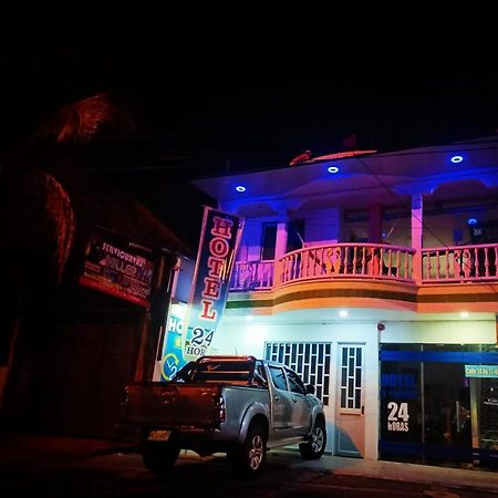 Hotel El Paisano Вилавиченцио Екстериор снимка